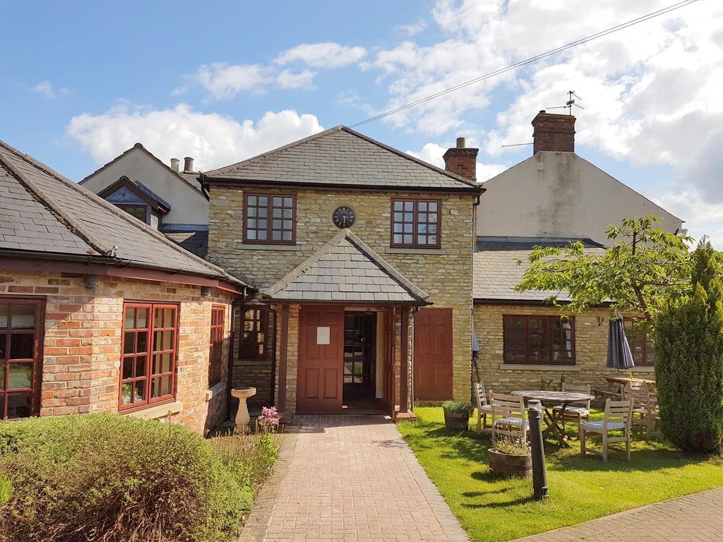 Roade House Hotel Northampton Exterior photo
